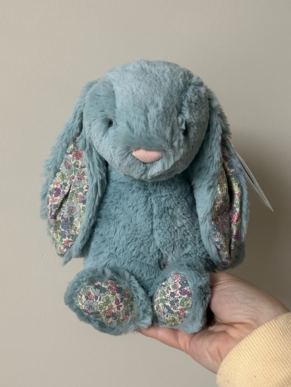 Jellycat Bashful Aqua Blossom Bunny